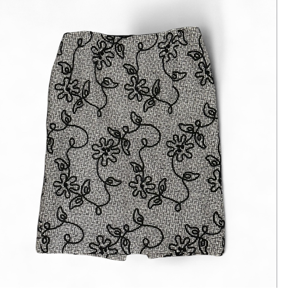 Talbots Black and White Floral Skirt size 10 wool blend lined